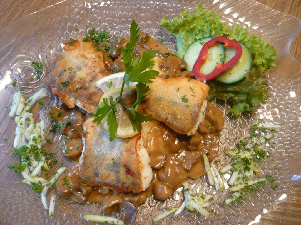 Gasthaus Forelle 塔勒 外观 照片